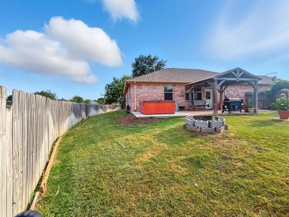 6350  Freshwater Lane , Fort Worth Texas 76179