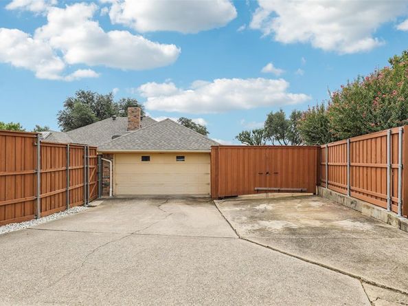 1411  Elizabeth Drive , Carrollton Texas 75007