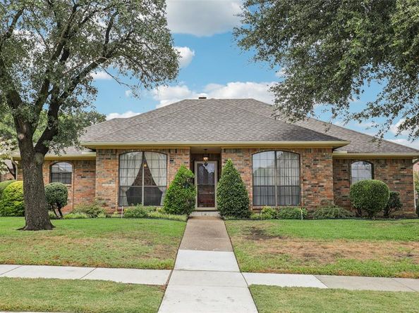 1411  Elizabeth Drive , Carrollton Texas 75007