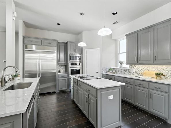6643  Gretchen Lane , Dallas Texas 75252