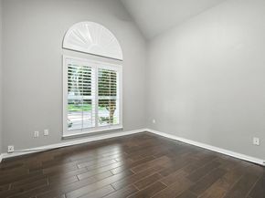6643  Gretchen Lane , Dallas Texas 75252