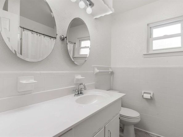 3213  Shere Circle , Irving Texas 75060