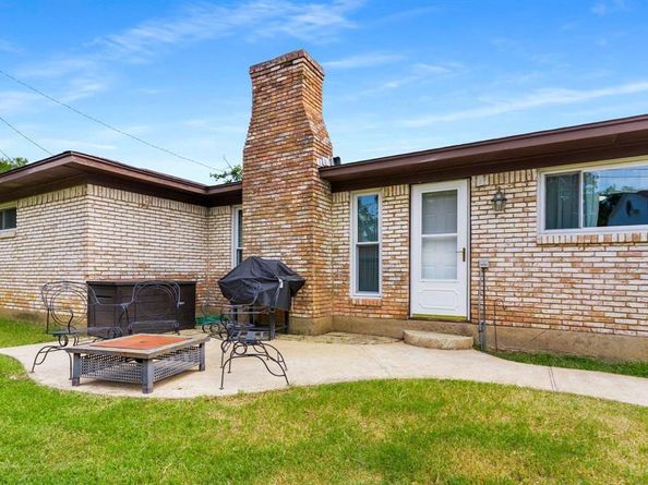 3213  Shere Circle , Irving Texas 75060