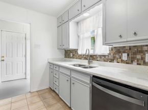 3213  Shere Circle , Irving Texas 75060