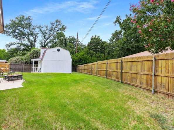 3213  Shere Circle , Irving Texas 75060