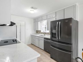 3213  Shere Circle , Irving Texas 75060