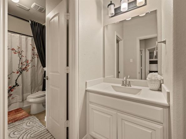 616  Whitetail Road , Euless Texas 76039