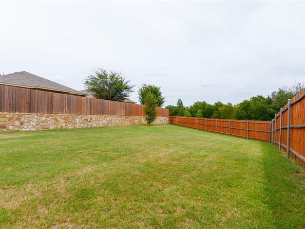841  Hutchins Drive , Crowley Texas 76036