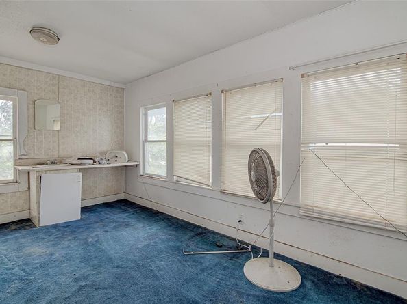 3151  Mims Street , Fort Worth Texas 76112
