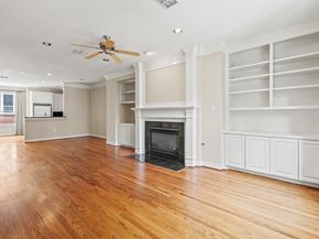 2514  Worthington Street , Dallas Texas 75204