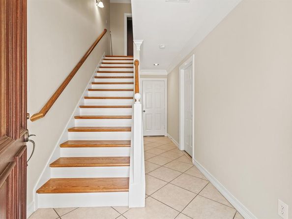 2514  Worthington Street , Dallas Texas 75204