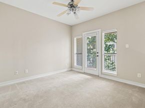 2514  Worthington Street , Dallas Texas 75204