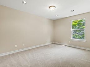 2514  Worthington Street , Dallas Texas 75204