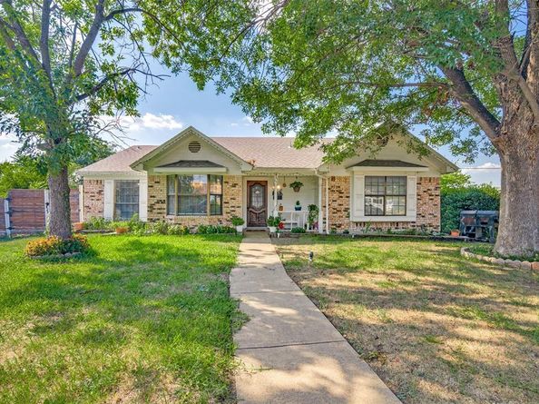 2329  Jamaica Place , Garland Texas 75044