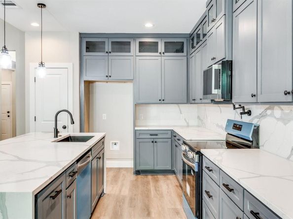 2818  Southland  , Dallas Texas 75215