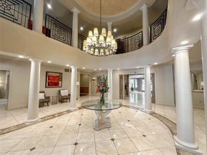 3400  Welborn Street  306, Dallas Texas 75219