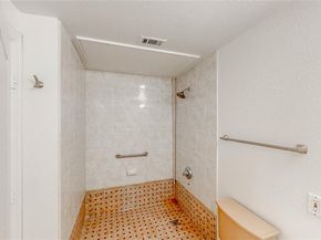 3400  Welborn Street  306, Dallas Texas 75219