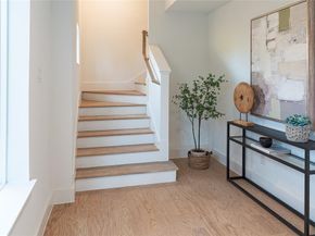2610  Kimsey   205, Dallas Texas 75235