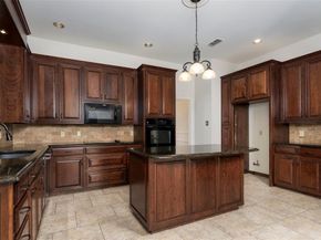 6802  Mt Vernon Court , Arlington Texas 76017