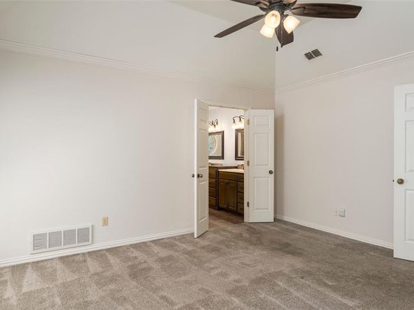 6802  Mt Vernon Court , Arlington Texas 76017