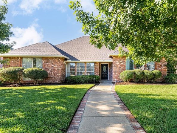 6802  Mt Vernon Court , Arlington Texas 76017