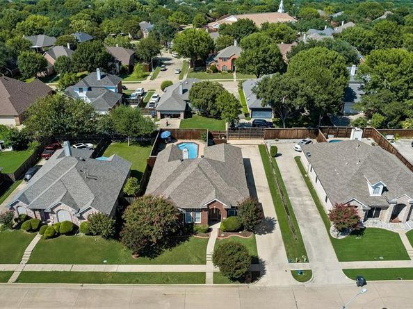 2700  Rochelle Drive , McKinney Texas 75070