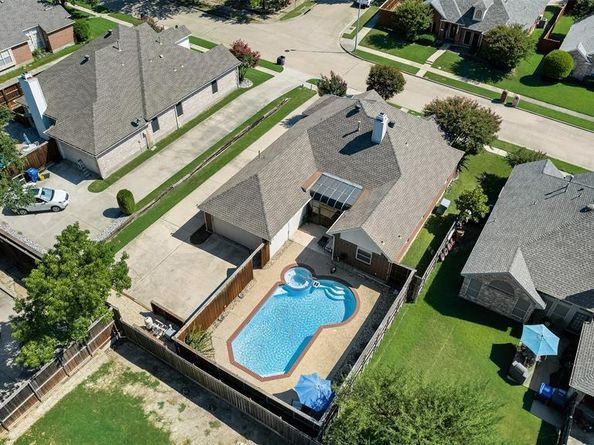 2700  Rochelle Drive , McKinney Texas 75070