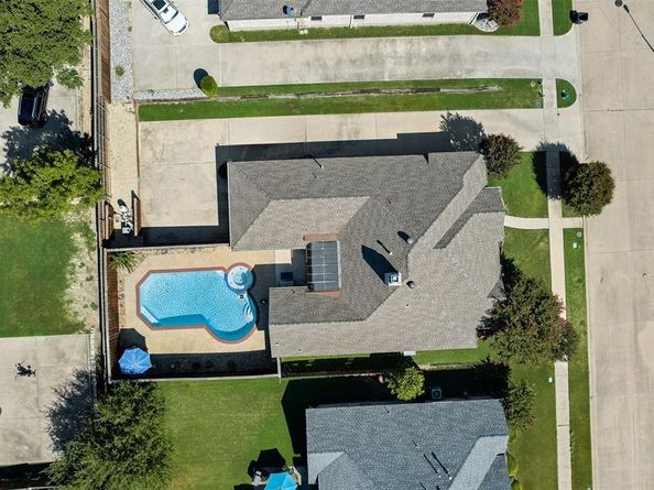 2700  Rochelle Drive , McKinney Texas 75070