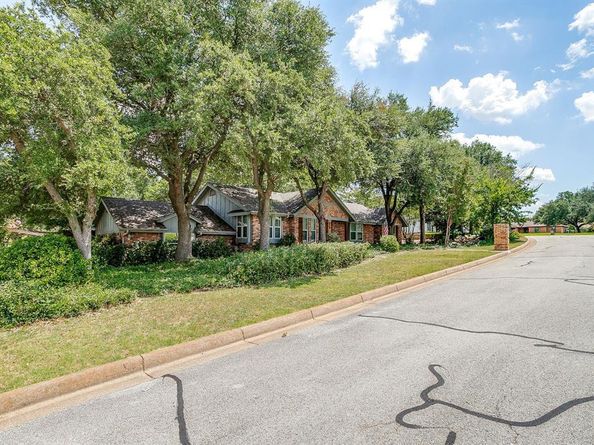 4801  Willow Run Court , Fort Worth Texas 76132