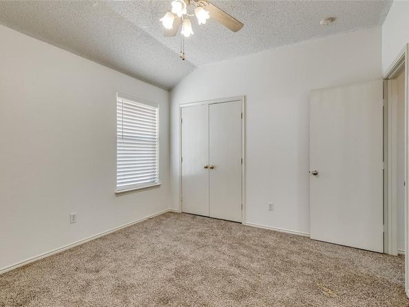 748  Hunter Drive , Azle Texas 76020