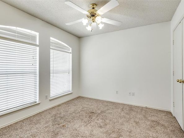 748  Hunter Drive , Azle Texas 76020