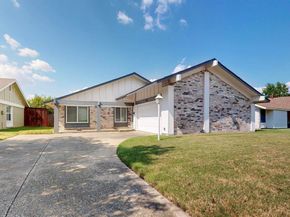 1813  Plantation Road , Garland Texas 75044