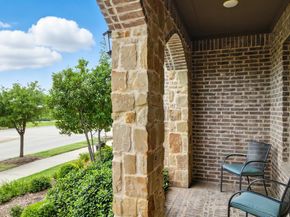 1305  Birds Fort Trail , Arlington Texas 76005