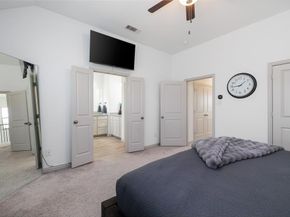 1305  Birds Fort Trail , Arlington Texas 76005