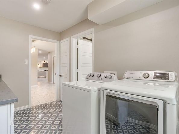 2536  Daisy Lane , Fort Worth Texas 76111
