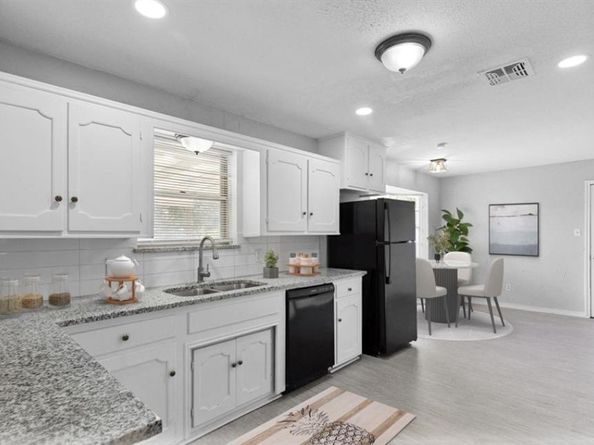 3709  Ashford Avenue , Fort Worth Texas 76133