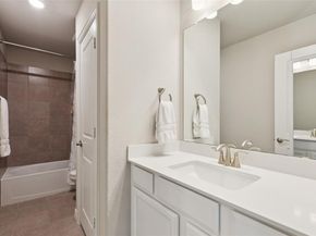 2372  Bella Court , Carrollton Texas 75010