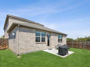 2372  Bella Court , Carrollton Texas 75010