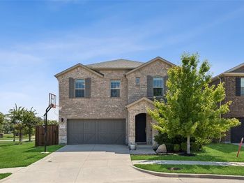 2372  Bella Court 