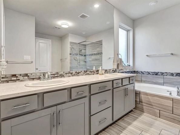 2114  Stanhill Drive , Corinth Texas 76210