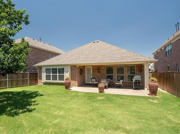 801  Marietta Lane , Aubrey Texas 76227