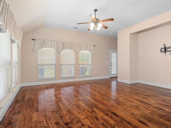 801  Marietta Lane , Aubrey Texas 76227