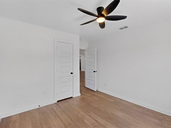 717 N Saint Augustine Drive , Dallas Texas 75217