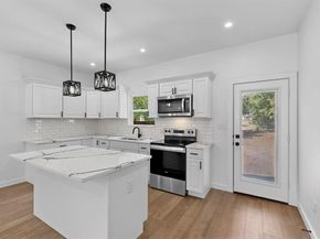 717 N Saint Augustine Drive , Dallas Texas 75217