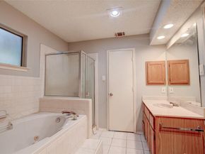 1109  Harvest Hill Lane , Lancaster Texas 75146