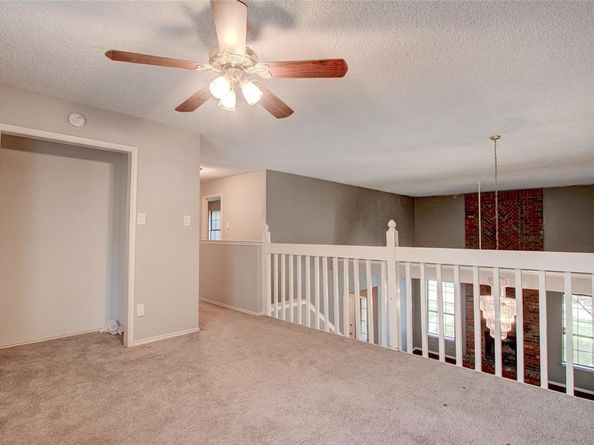 1109  Harvest Hill Lane , Lancaster Texas 75146