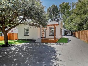 3910  Shelley Boulevard , Dallas Texas 75211