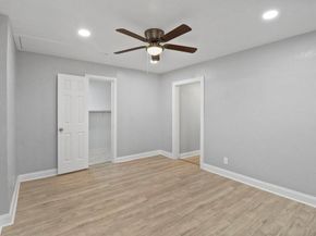 3910  Shelley Boulevard , Dallas Texas 75211