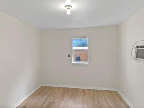 3910  Shelley Boulevard , Dallas Texas 75211