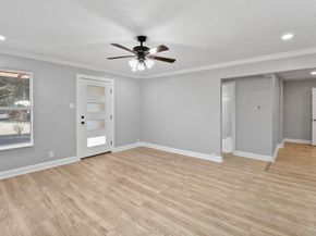 3910  Shelley Boulevard , Dallas Texas 75211